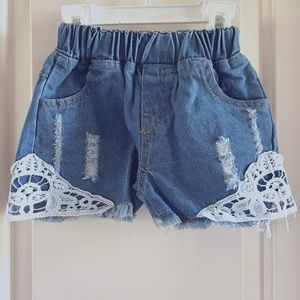 Blue Jean Shorts with White Lace Detail Size Small - Toddler's